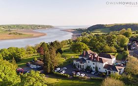 Mansion House Llansteffan